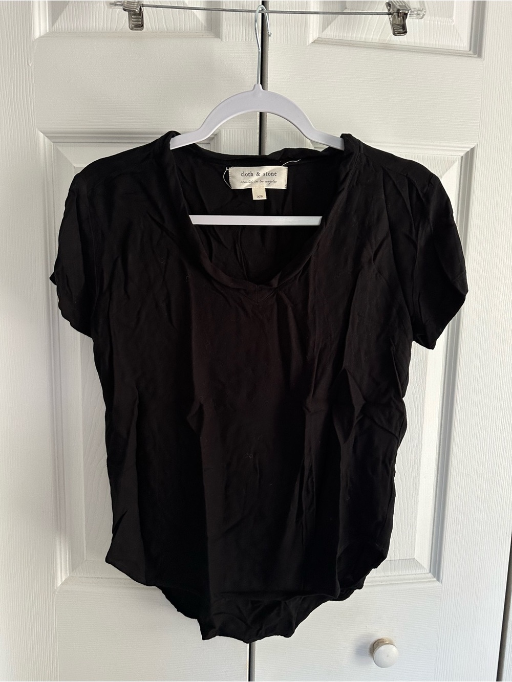 cloth & stone Black Short-Sleeve V-Neck Tee